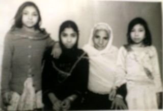 Shada, Zahida and Sitara with Naani...1970